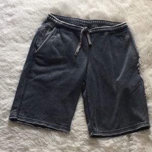 Men’s Distressed Casual BKE Shorts